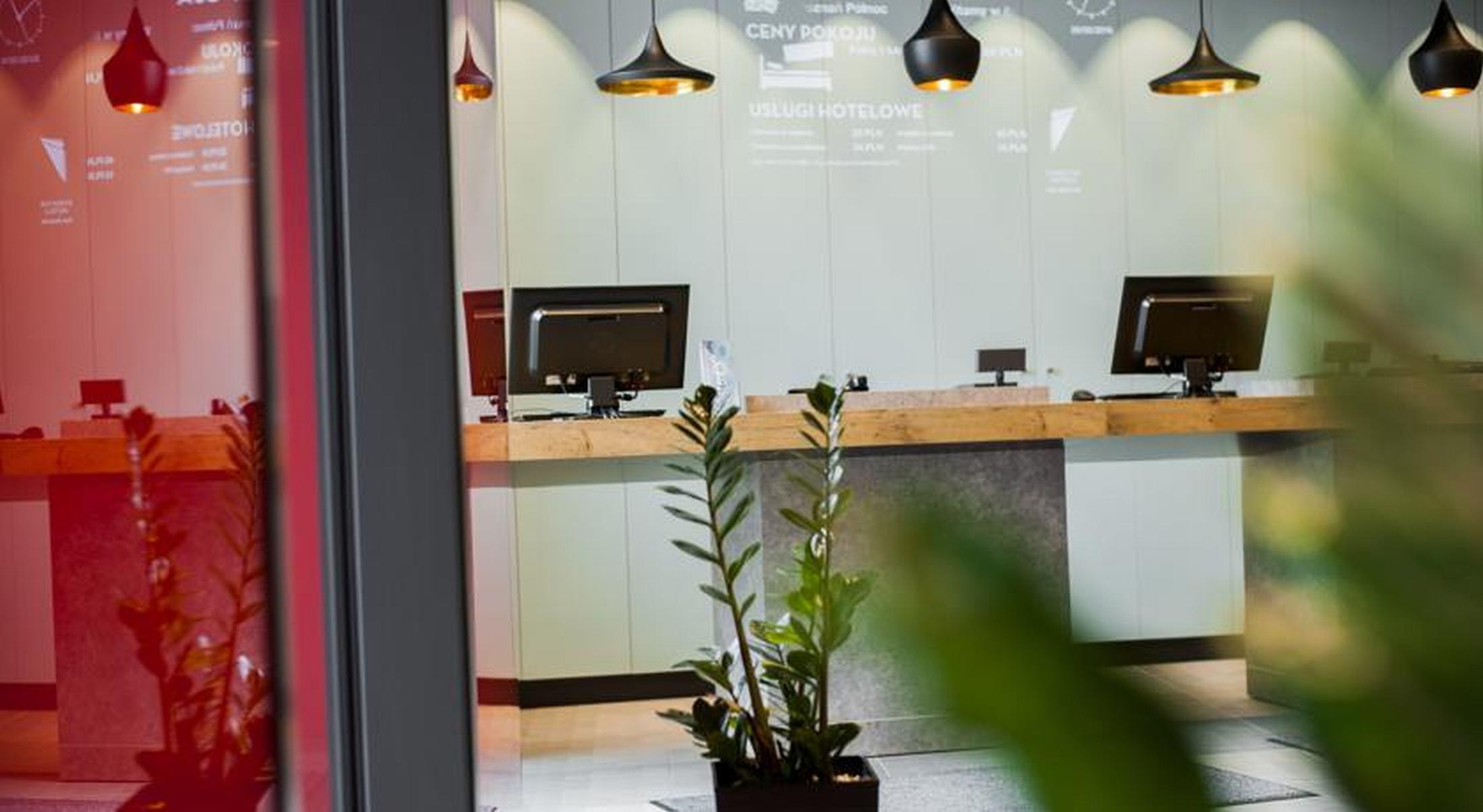 Ibis Poznan Polnoc Otel Suchy Las Dış mekan fotoğraf