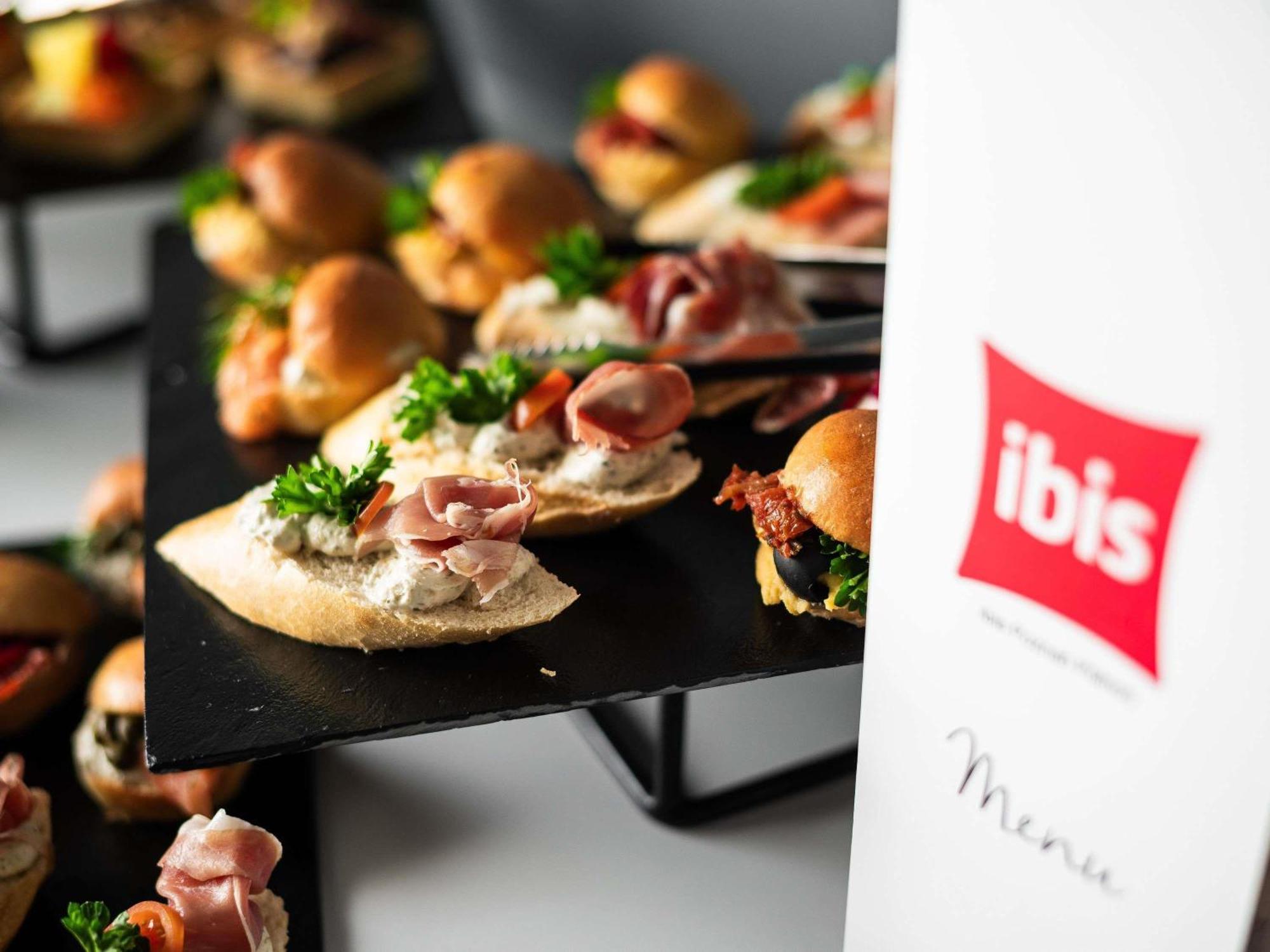 Ibis Poznan Polnoc Otel Suchy Las Dış mekan fotoğraf